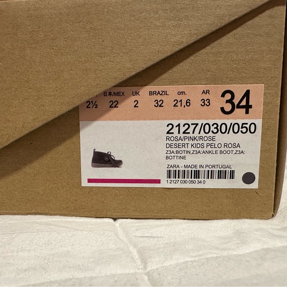 Zara x Clark’s Collaboration Boots Sz 34 - Picture 2 of 6